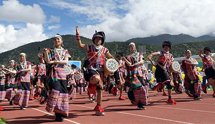 2018西藏林芝雅鲁藏布生态文化旅游节节庆民族服装定制案例