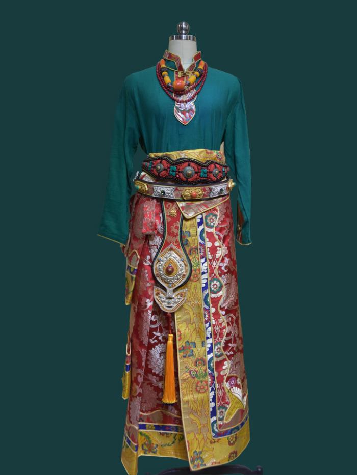藏族民族服饰